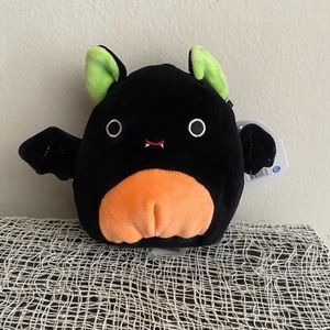 Squishmallow Binxie bat 5in HTF brand new